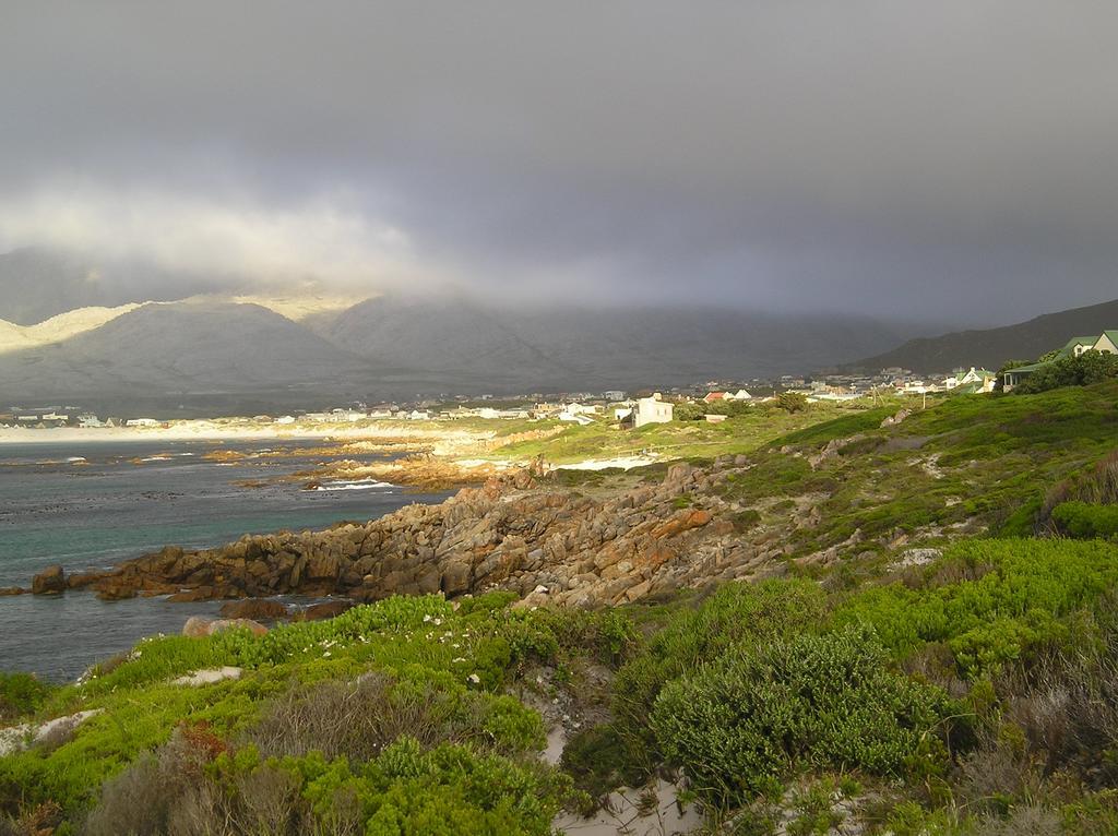 Belle Mer Guest House Pringle Bay Exterior photo